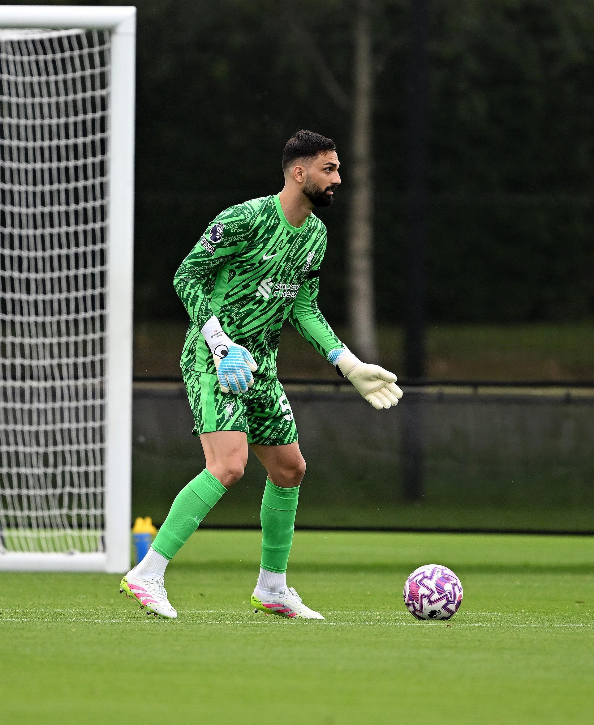 扑出的机会, fef, 热身赛中