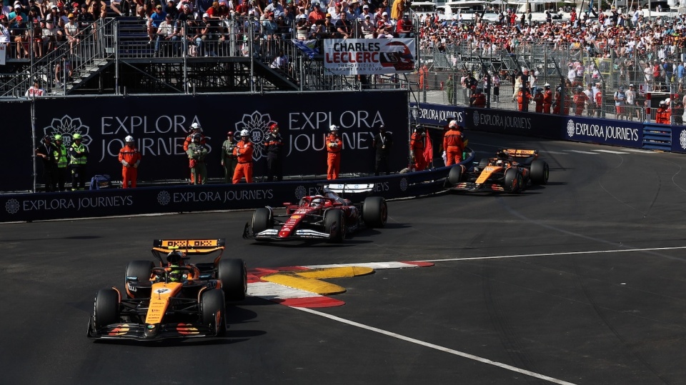 英国站的比 英国站的比