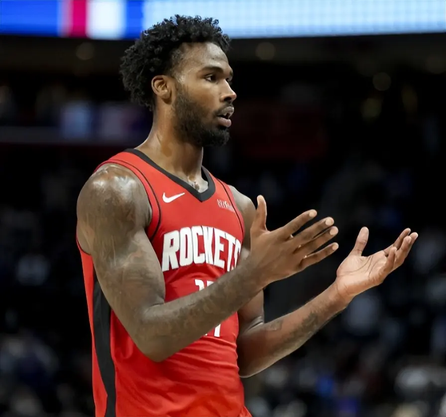 乔丹的空缺, 要求, 太阳记者认